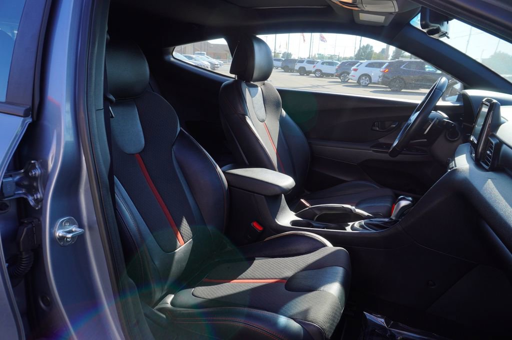 Used 2019 Hyundai Veloster Turbo image 30