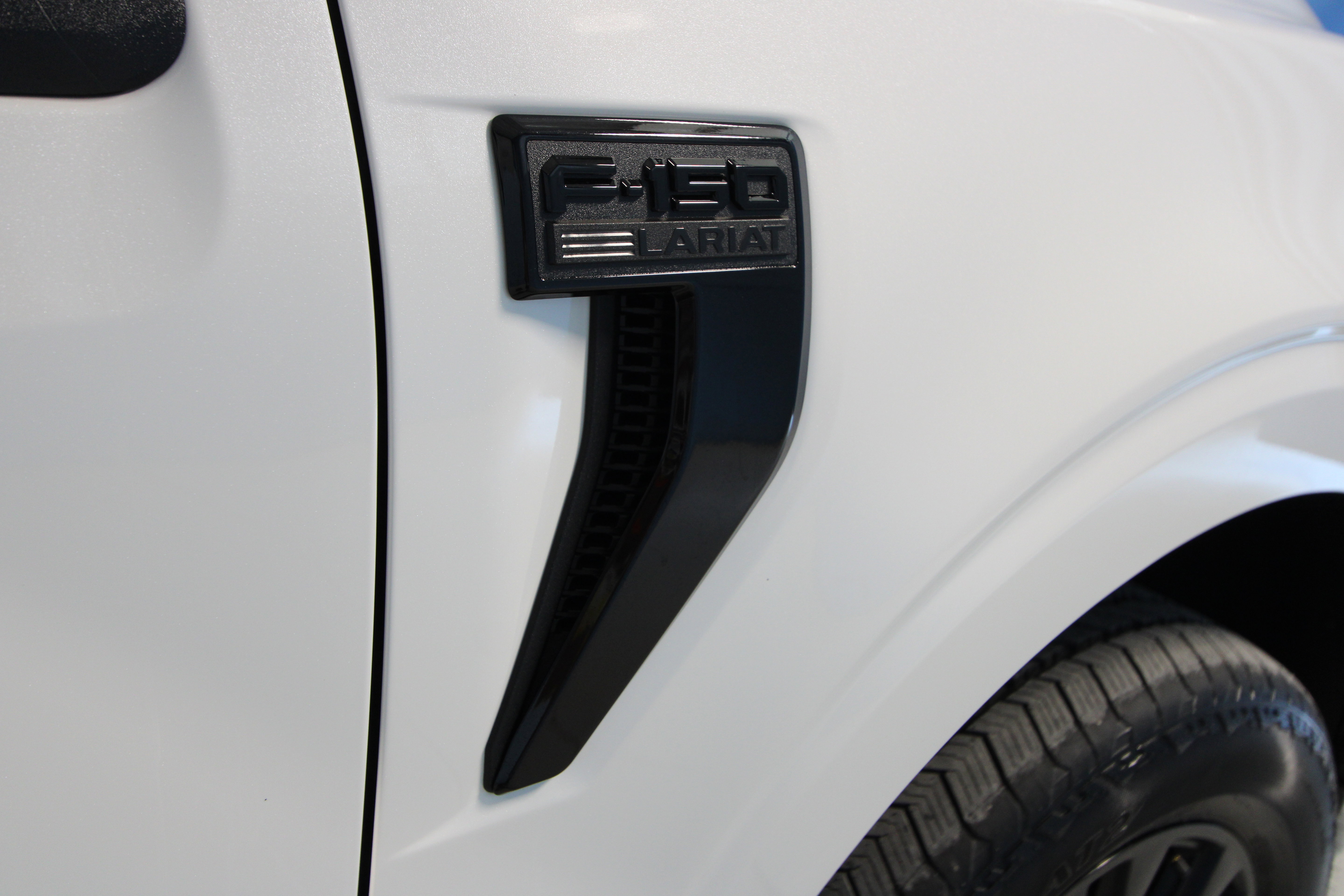 New 2026 Ford F150 Lariat w/ Equipment Group 501A Mid AWD/4WD image 32
