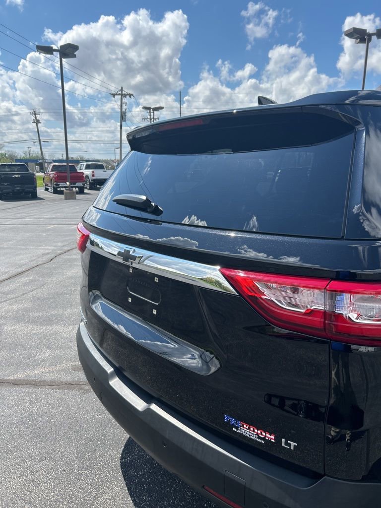Used 2020 Chevrolet Traverse LT FWD image 16