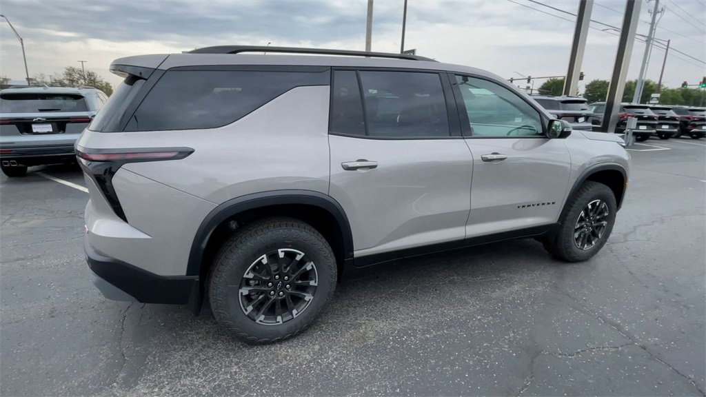 New 2026 Chevrolet Traverse Z71 w/ LPO, Floor Liner Package image 2