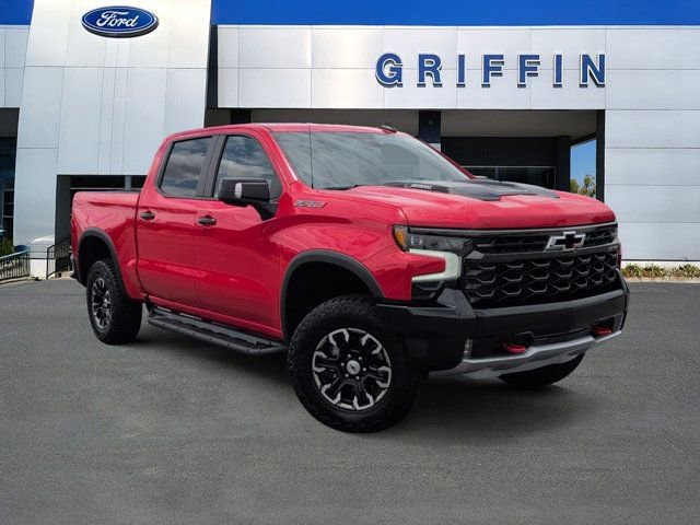Used 2024 Chevrolet Silverado 1500 ZR2 w/ Technology Package AWD/4WD image 2