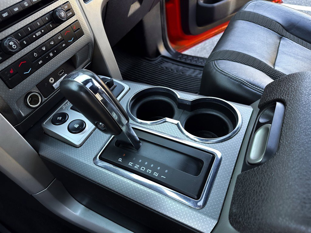 Used 2010 Ford F150 Raptor image 24