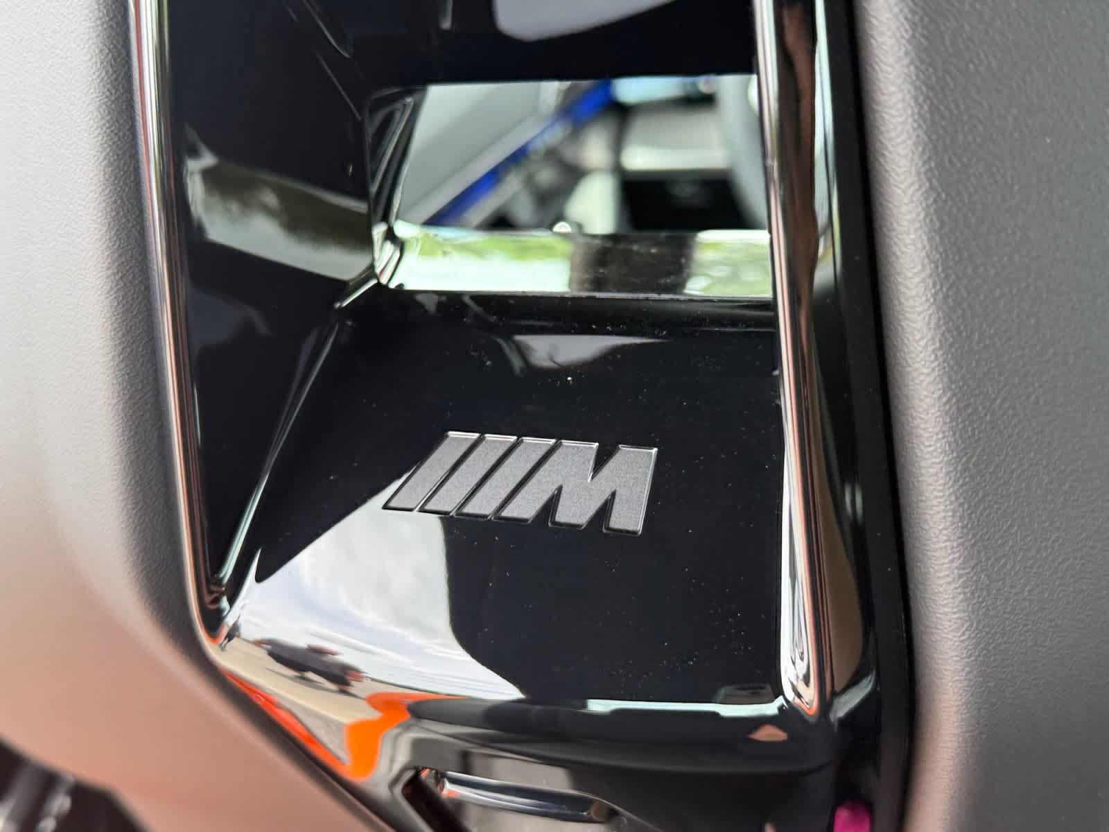 New 2027 BMW M5 w/ Executive Package AWD/4WD image 21
