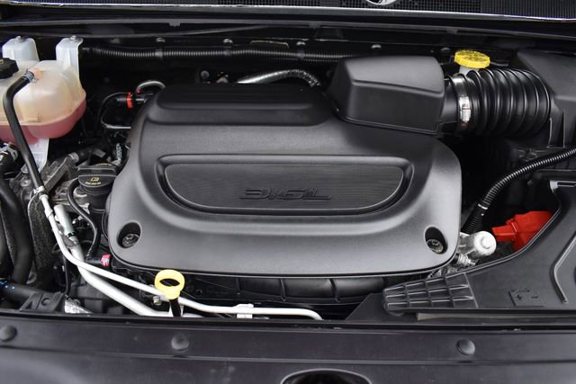 Used 2023 Chrysler Pacifica Touring-L FWD image 35
