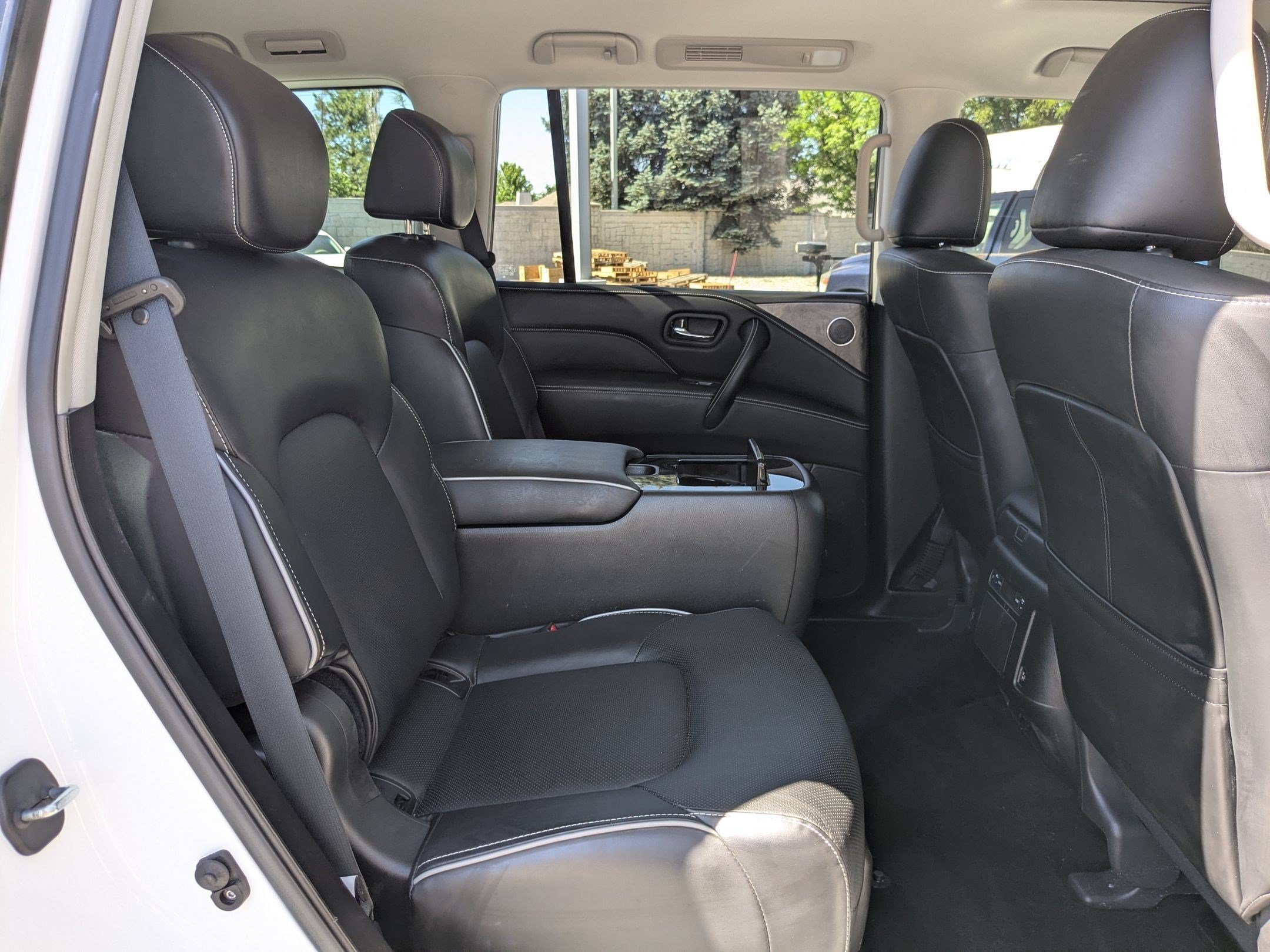 Used 2023 INFINITI QX80 Premium Select w/ Cargo Package AWD/4WD image 37