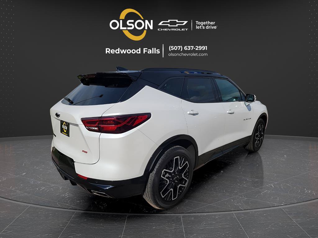 Used 2024 Chevrolet Blazer RS w/ Enhanced Convenience Package FWD image 5
