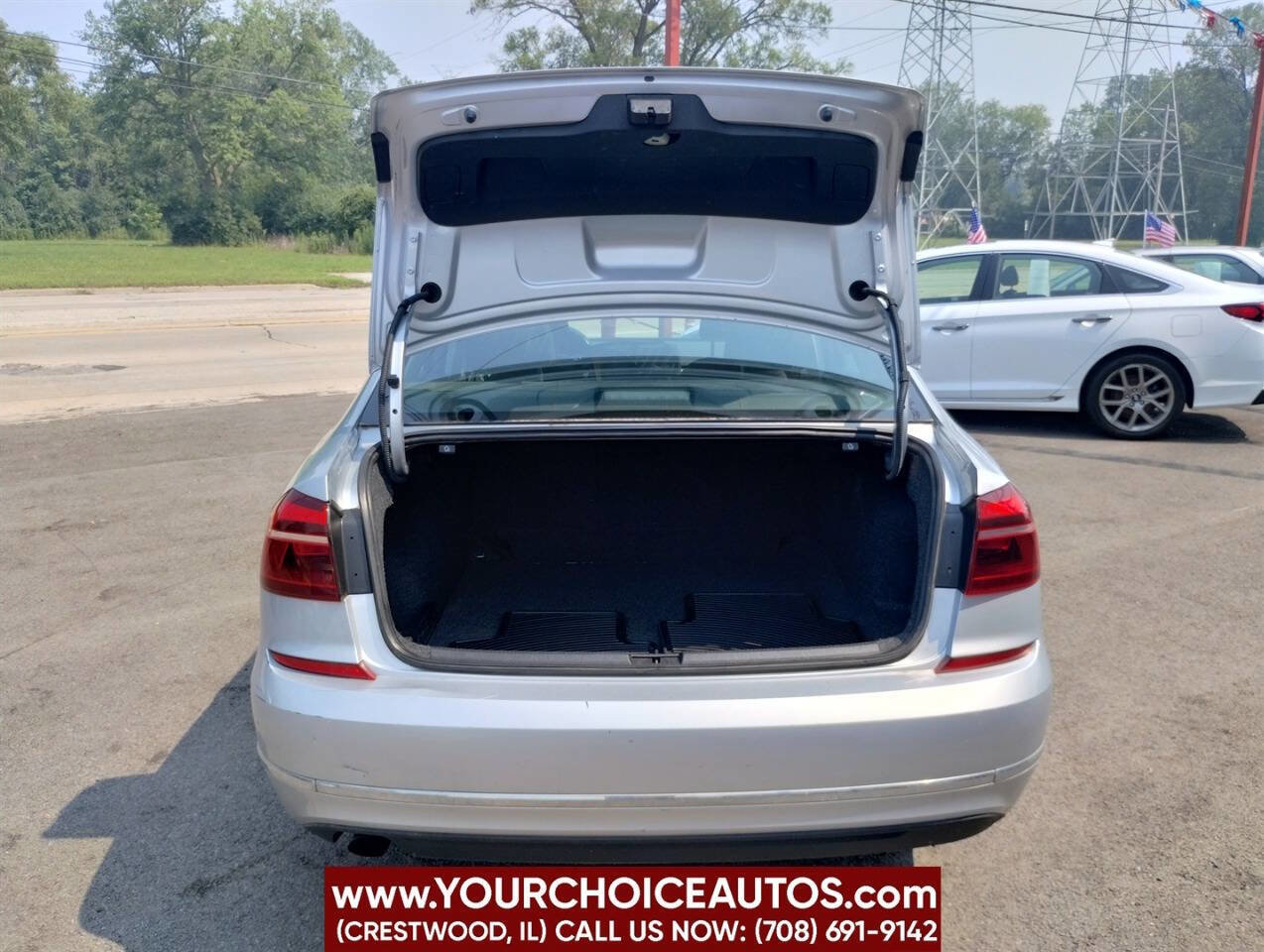 Used 2017 Volkswagen Passat 1.8T S image 11