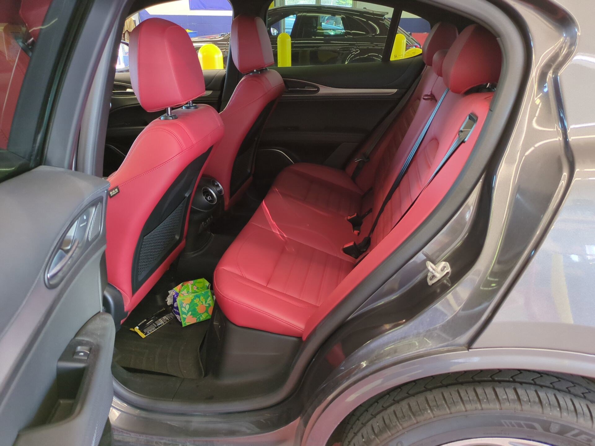 Used 2023 Alfa Romeo Stelvio Veloce image 11