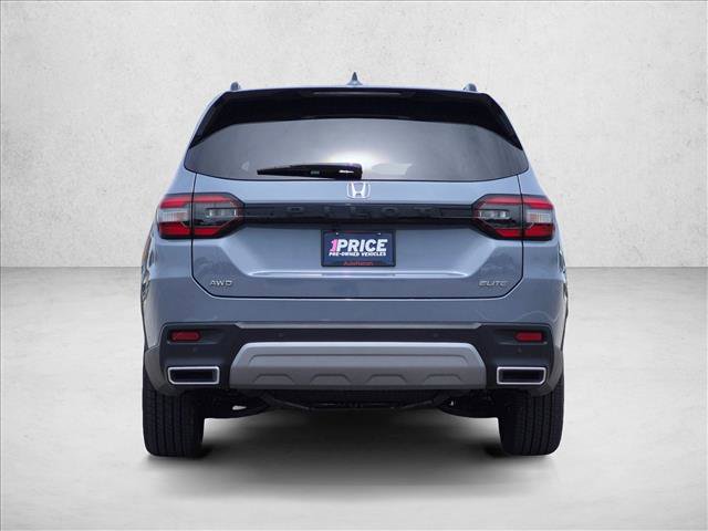 Used 2025 Honda Pilot Elite image 6