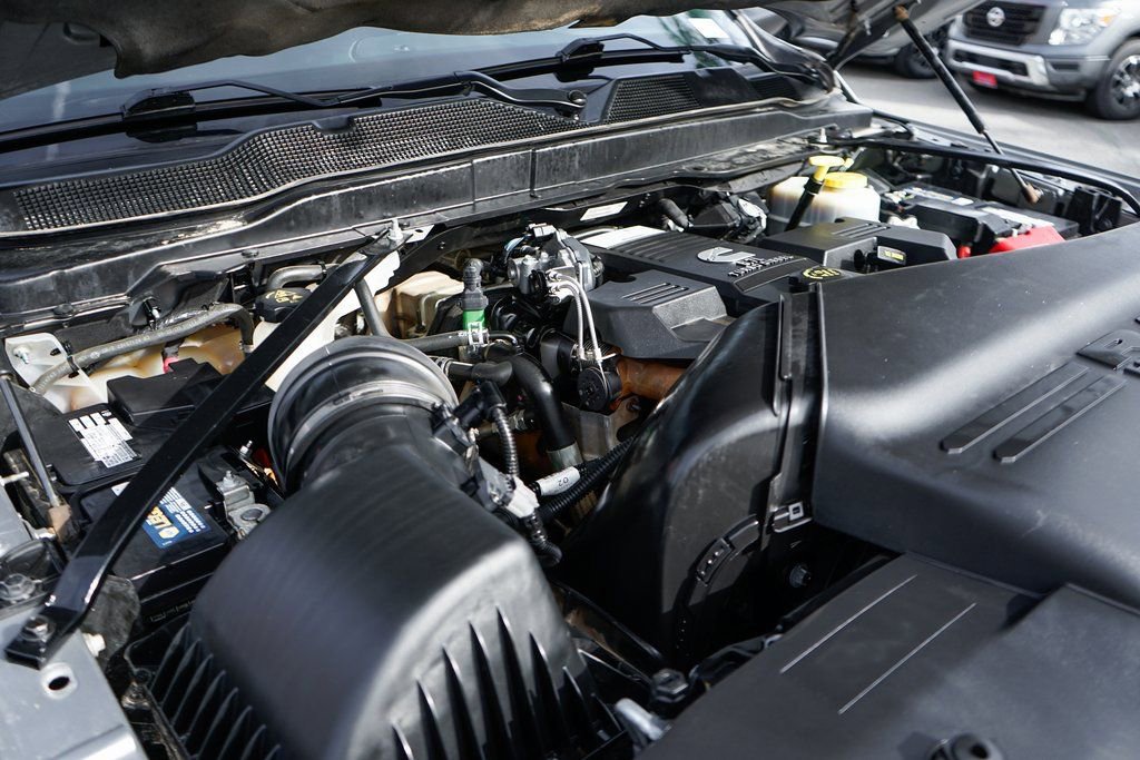 Used 2021 RAM 3500 Laramie image 13