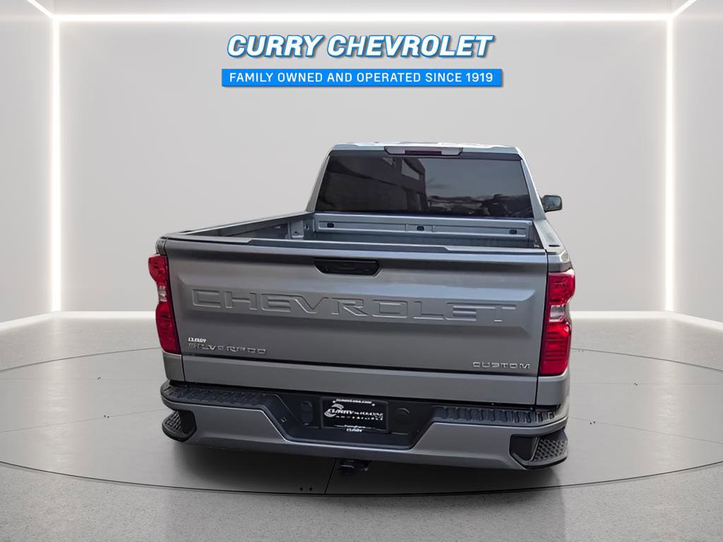 Used 2023 Chevrolet Silverado 1500 Custom image 8