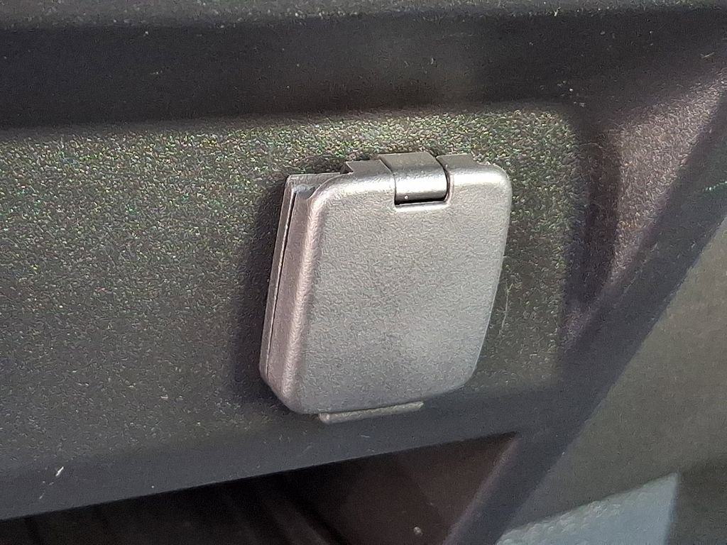 Used 2022 Ford F350 XL w/ Power Equipment Group image 22