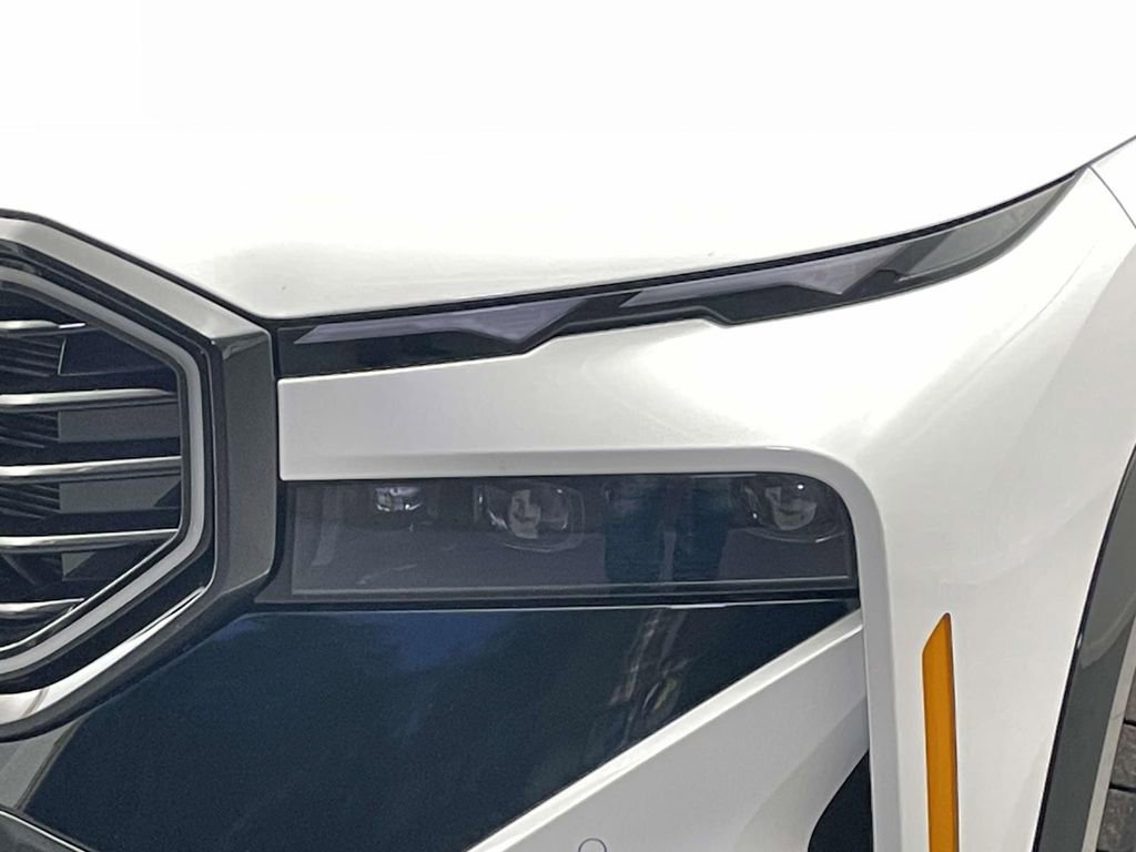 New 2026 BMW XM Label Red AWD/4WD image 9