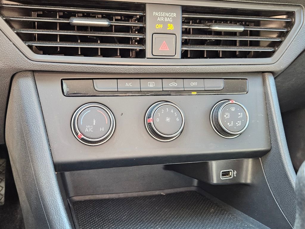 Used 2019 Volkswagen Jetta S image 19