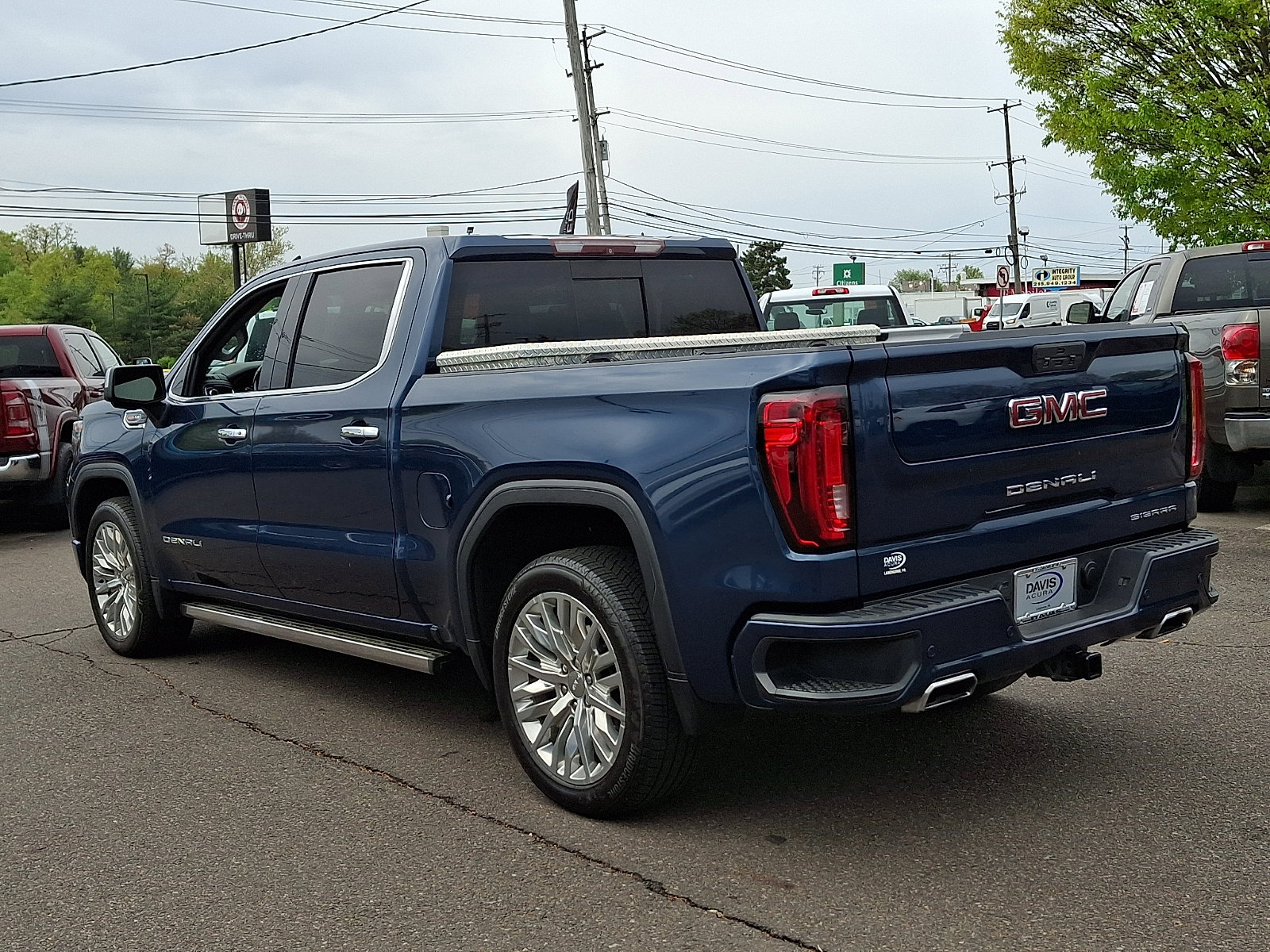 Used 2019 GMC Sierra 1500 Denali w/ Denali Ultimate Package AWD/4WD image 6