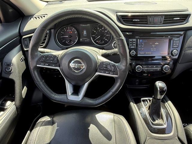 Used 2017 Nissan Rogue SL w/ SL Premium Package image 9