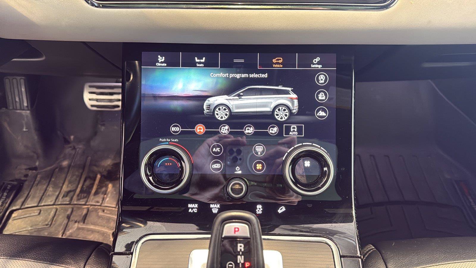 Used 2020 Land Rover Range Rover Evoque First Edition AWD/4WD image 26