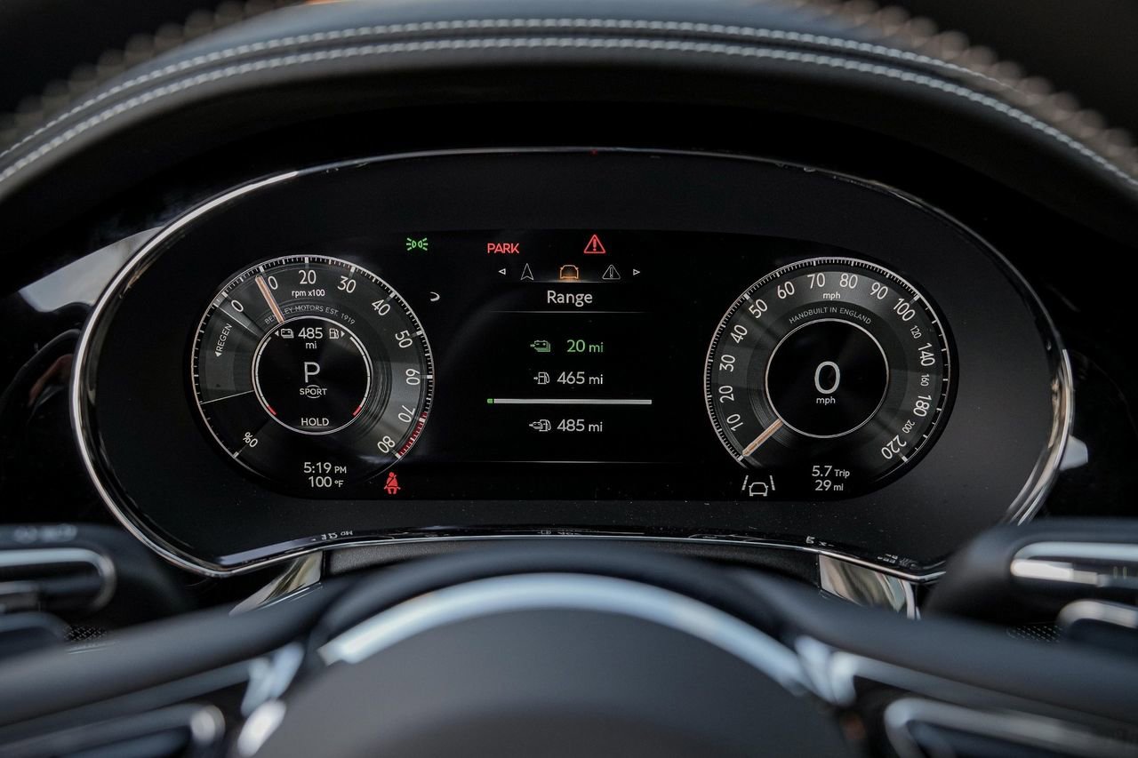 New 2026 Bentley Flying Spur Plug-In Hybrid AWD/4WD image 24