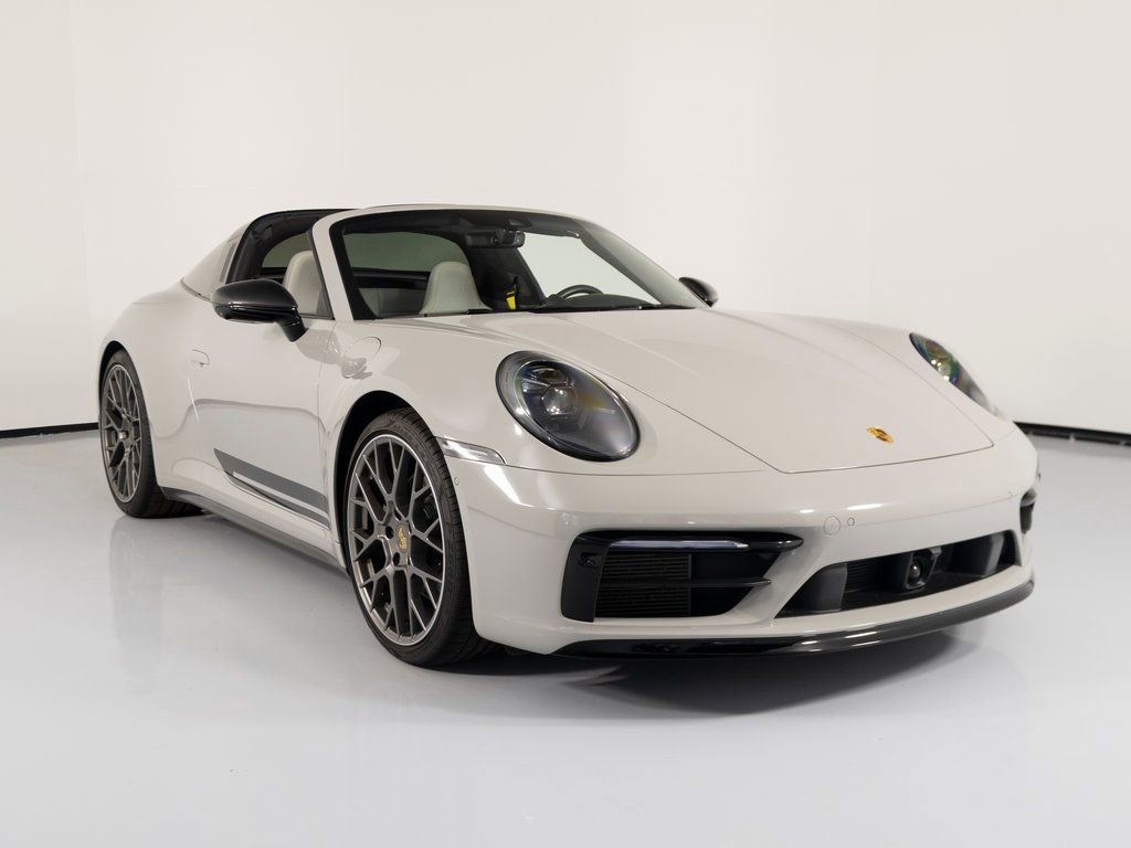 Certified 2022 Porsche 911 Targa 4S image 13