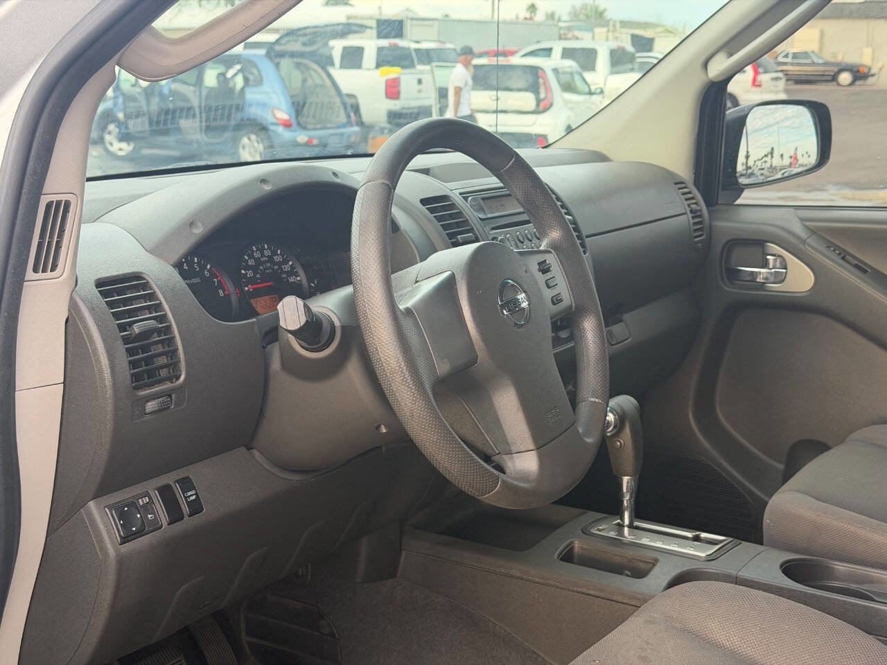 Used 2007 Nissan Frontier XE w/ Preferred Pkg image 19