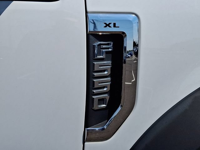 Certified 2022 Ford F550 4x4 Crew Cab Super Duty w/ Power Equipment Group image 29