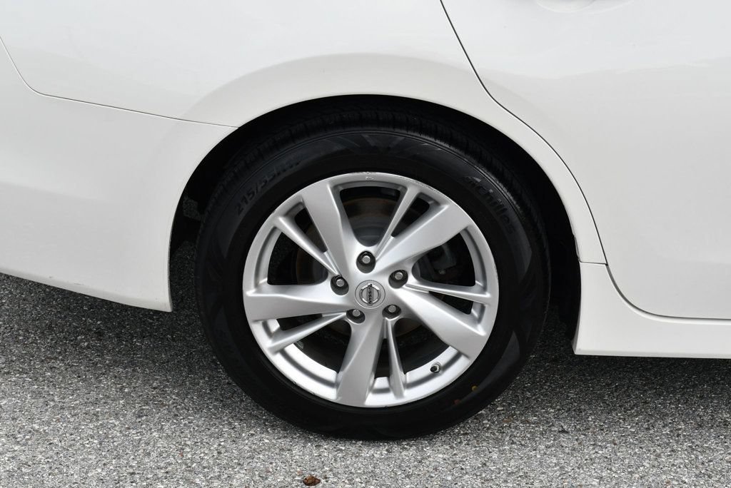 Used 2015 Nissan Altima 2.5 SL w/ Moonroof Package FWD image 61