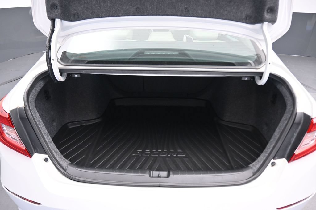 Used 2018 Honda Accord EX-L image 48