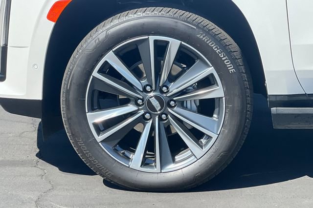 Used 2024 Cadillac Escalade ESV Sport Platinum w/ LPO, ONYX Package image 36