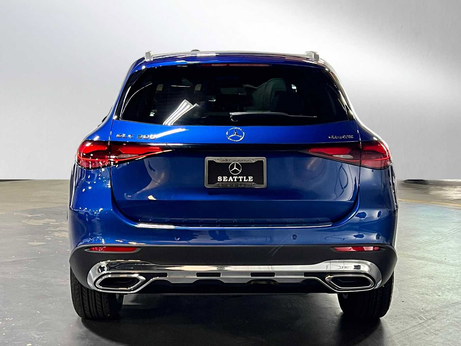New 2025 Mercedes-Benz GLC 300 4MATIC image 6