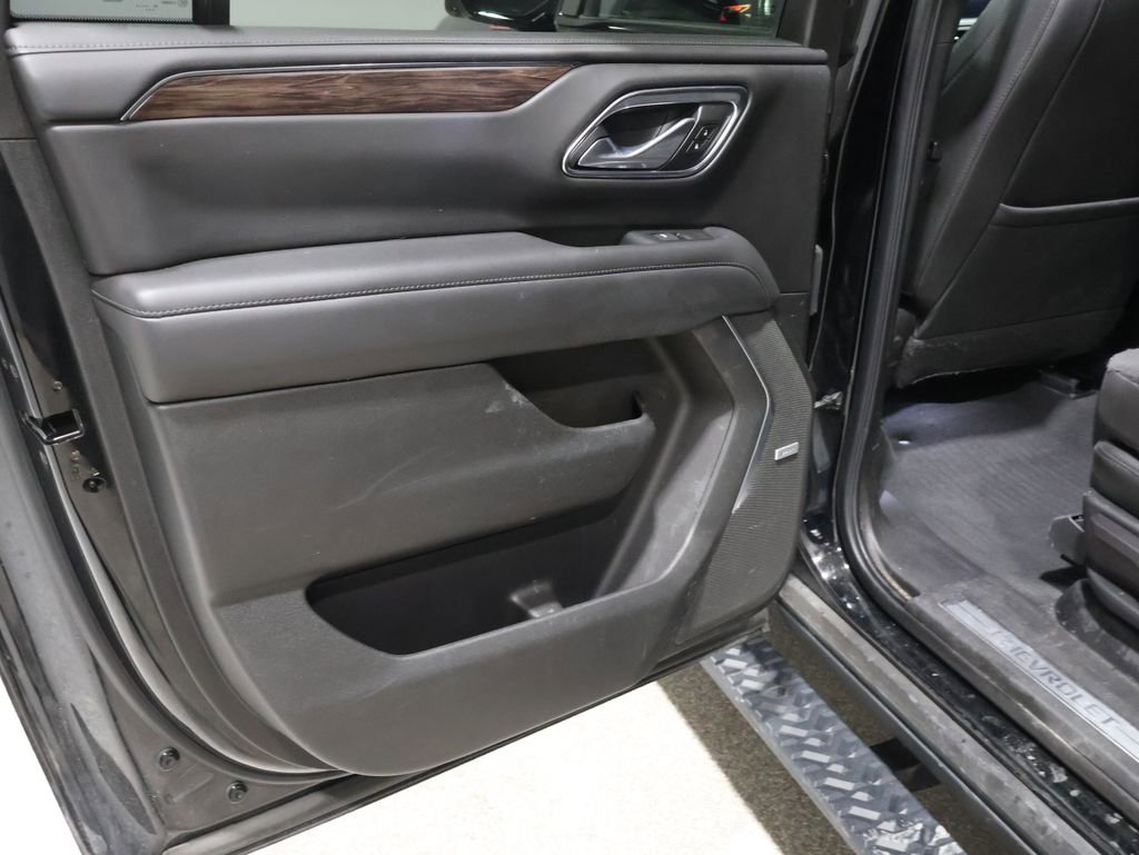 Used 2022 Chevrolet Suburban Z71 w/ Z71 Off-Road Package image 20