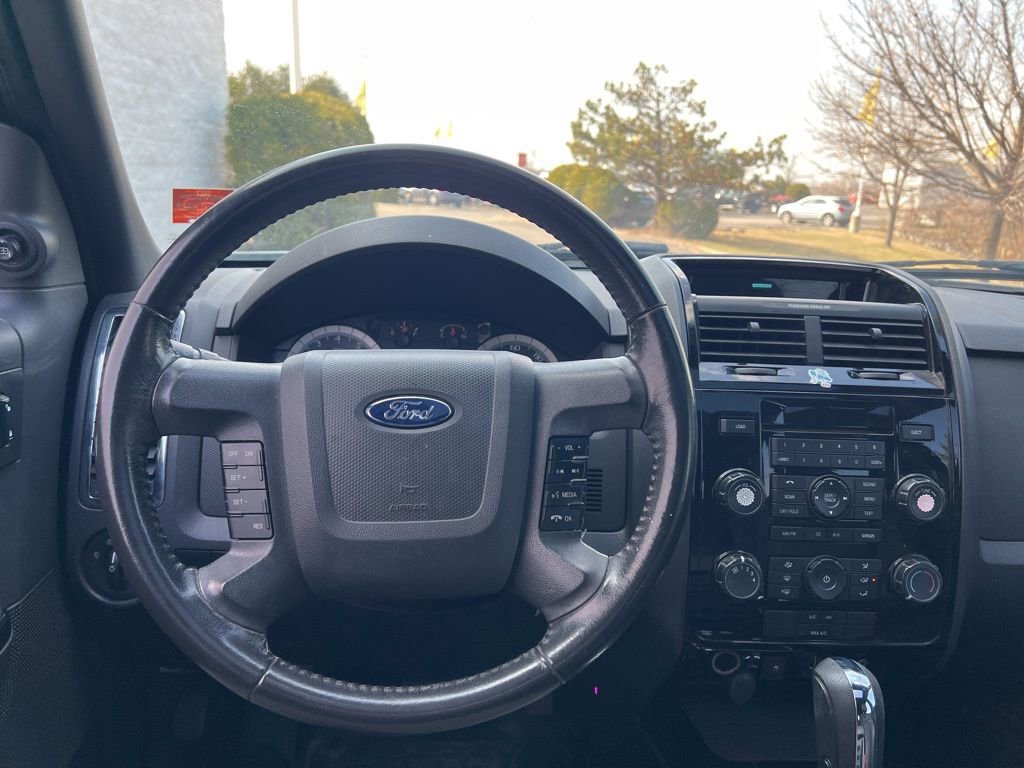 Used 2009 Ford Escape Limited AWD/4WD image 24