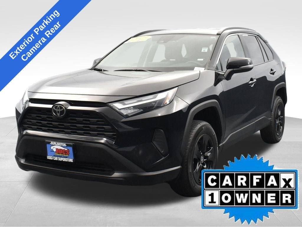 Used 2023 Toyota RAV4 XLE image 1