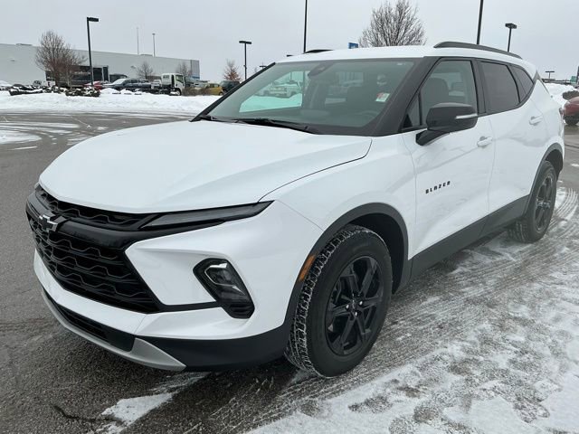 Used 2024 Chevrolet Blazer LT w/ Midnight/Sport Edition image 3