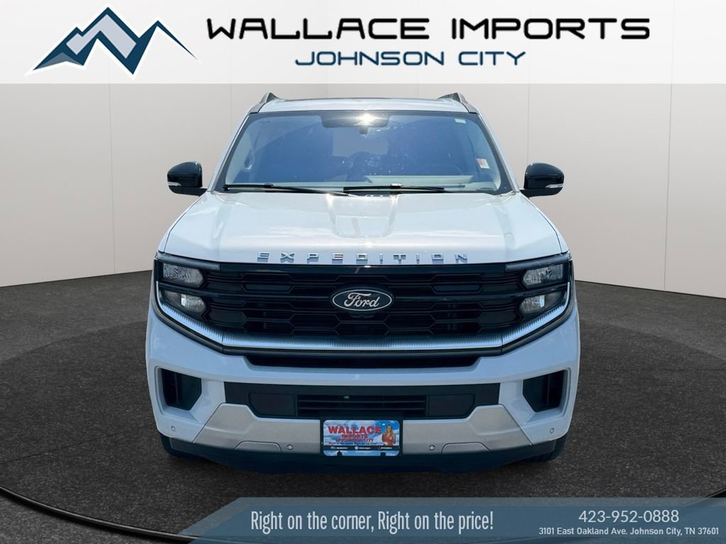 Used 2025 Ford Expedition Platinum AWD/4WD image 8