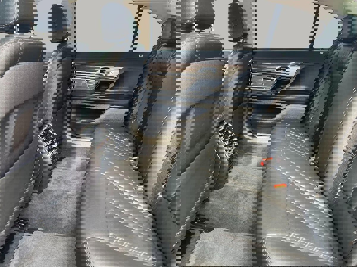 Used 2019 BMW 740i 740i image 29