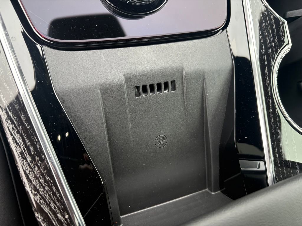 New 2026 Cadillac Escalade IQ Sport 1 w/ LPO, Floor Liner Package image 27