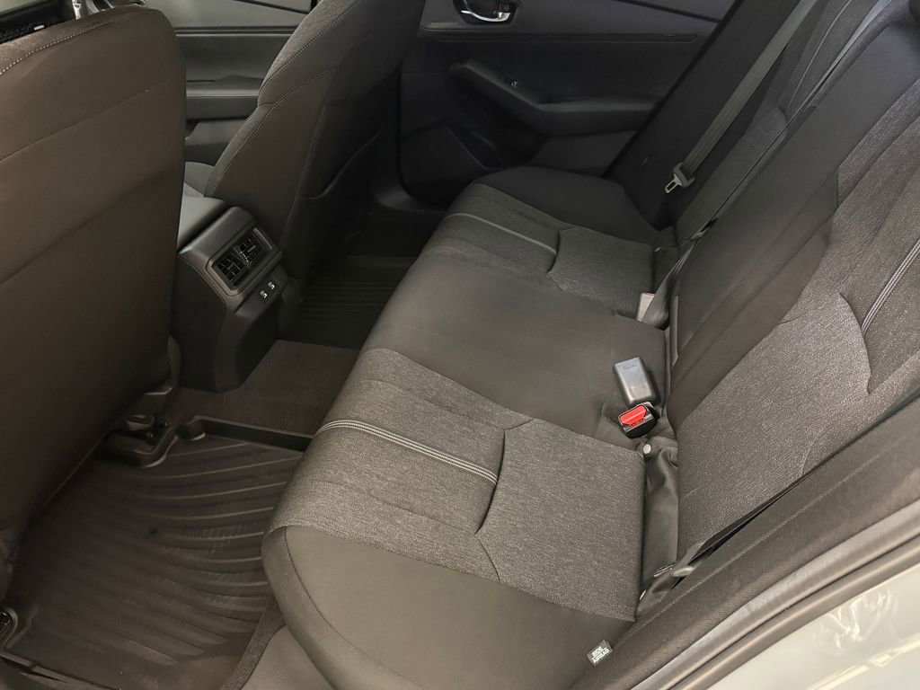 Used 2025 Honda Accord Sport image 17