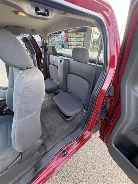 Used 2009 Nissan Frontier XE w/ XE Preferred Pkg RWD image 16