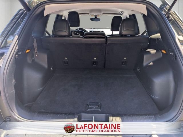 Used 2019 Jeep Cherokee Trailhawk w/ Comfort/Convenience Group AWD/4WD image 28