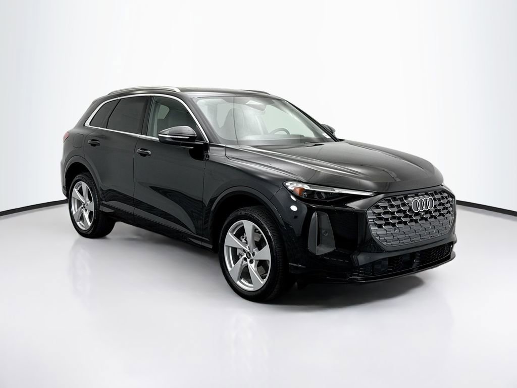 Used 2025 Audi Q5 Premium Plus w/ Premium Plus image 4
