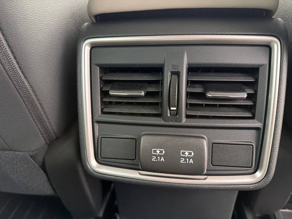 Used 2021 Subaru Forester Premium image 39