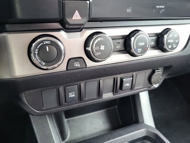 Used 2022 Toyota Tacoma SR5 image 18