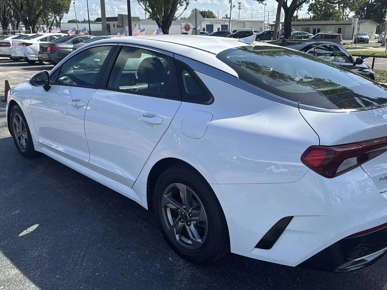 Used 2021 Kia K5 LXS FWD image 6