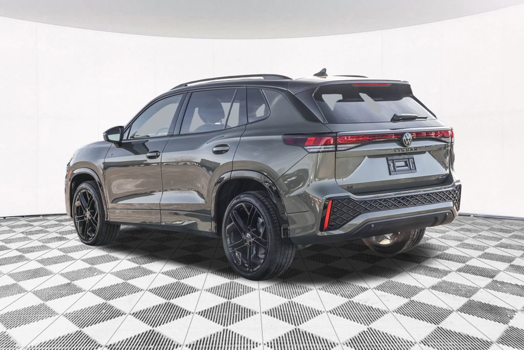 New 2026 Volkswagen Tiguan SE R-Line AWD/4WD image 18