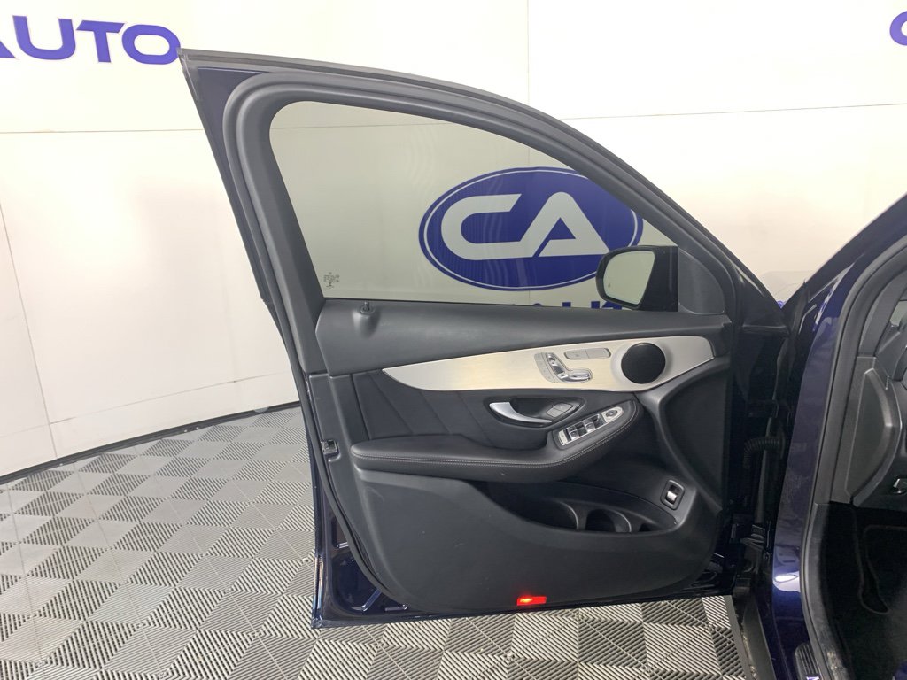 Used 2021 Mercedes-Benz GLC 300 w/ AMG Line image 14