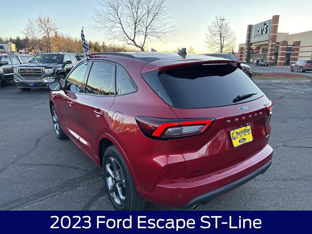 Used 2023 Ford Escape ST-Line w/ Tech Pack #1 image 9