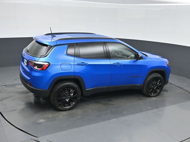 New 2026 Jeep Compass Latitude image 34