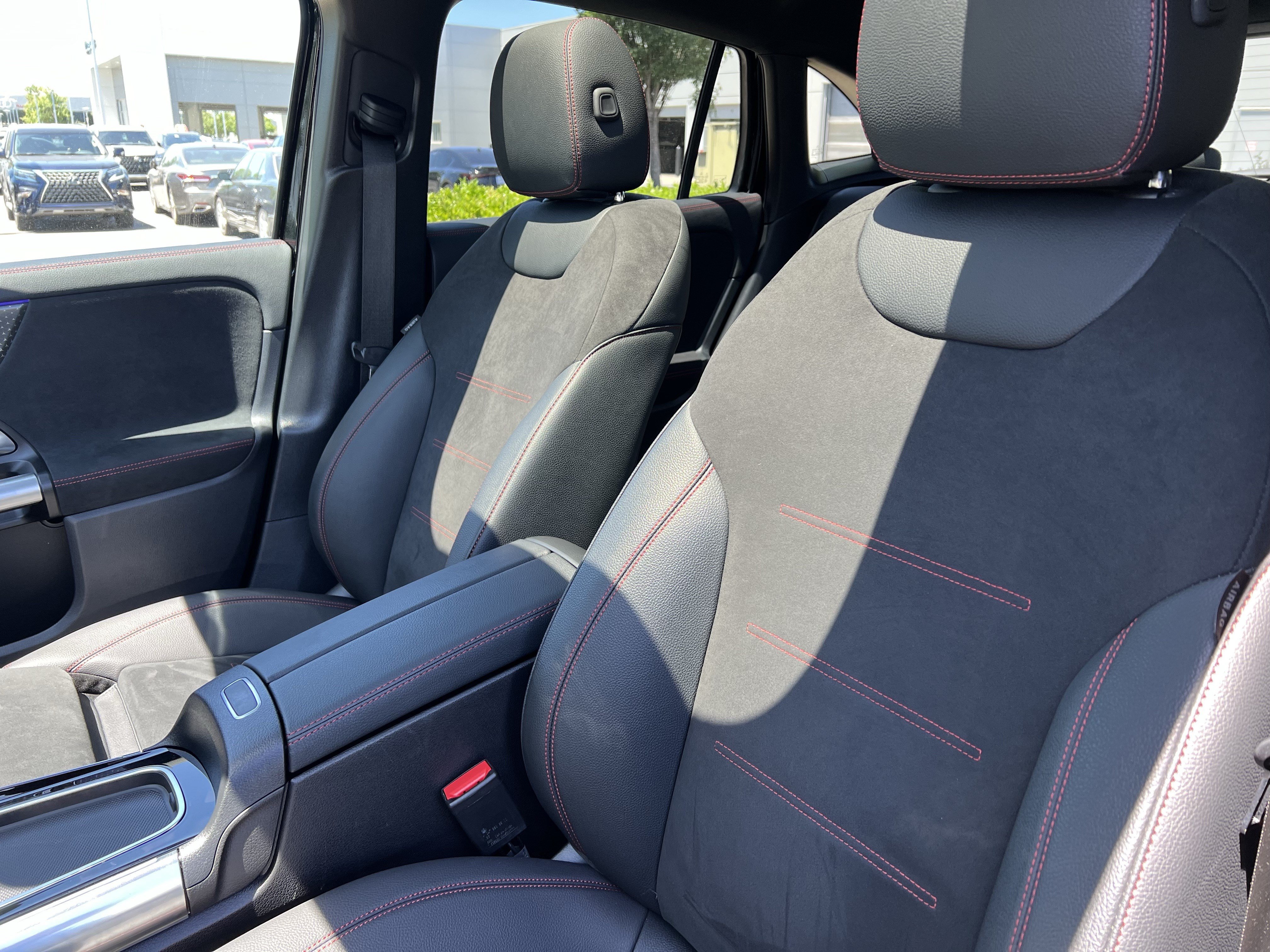 Certified 2025 Mercedes-Benz GLA 250 image 16