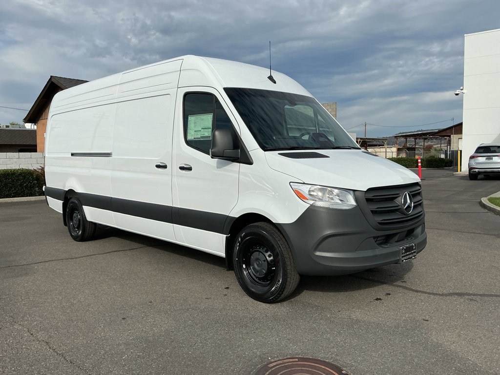 New 2026 Mercedes-Benz Sprinter 2500 image 3