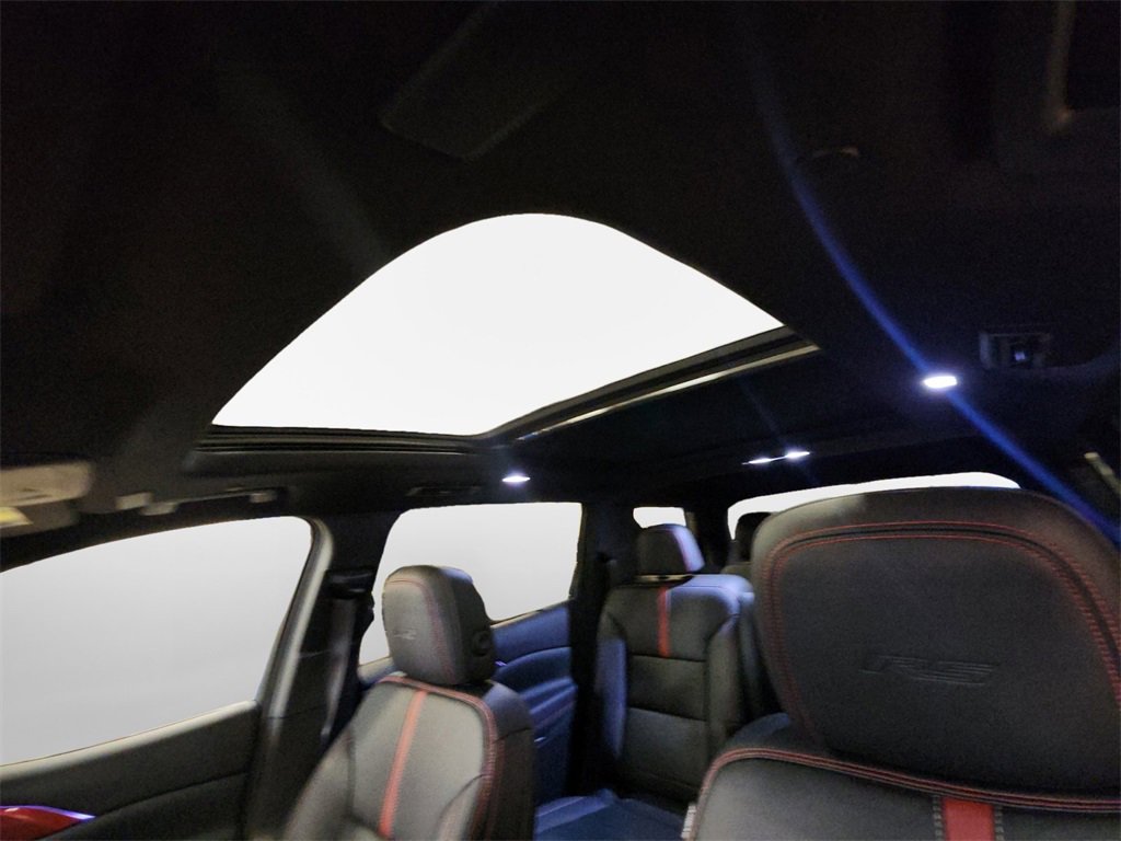 Certified 2024 Chevrolet Traverse RS w/ LPO, Floor Liner Package image 23